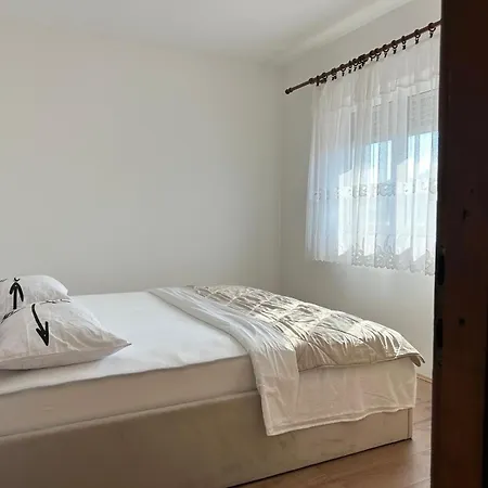 Bb Apartamento Jezera
